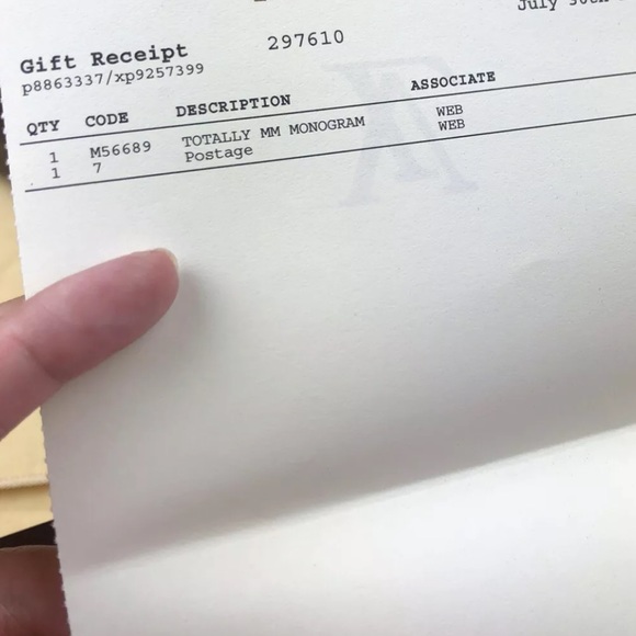 💎✨DISCONTINUED✨💎 TOTALLY MM LOUIS VUITTON - Picture 15 of 15